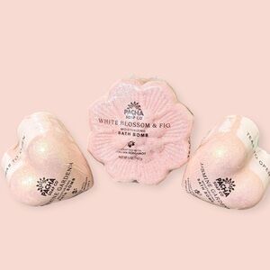 Wrapped Pink Heart and Flower PINK BATH BOMB Sosps Shaped Soaps Bundle.